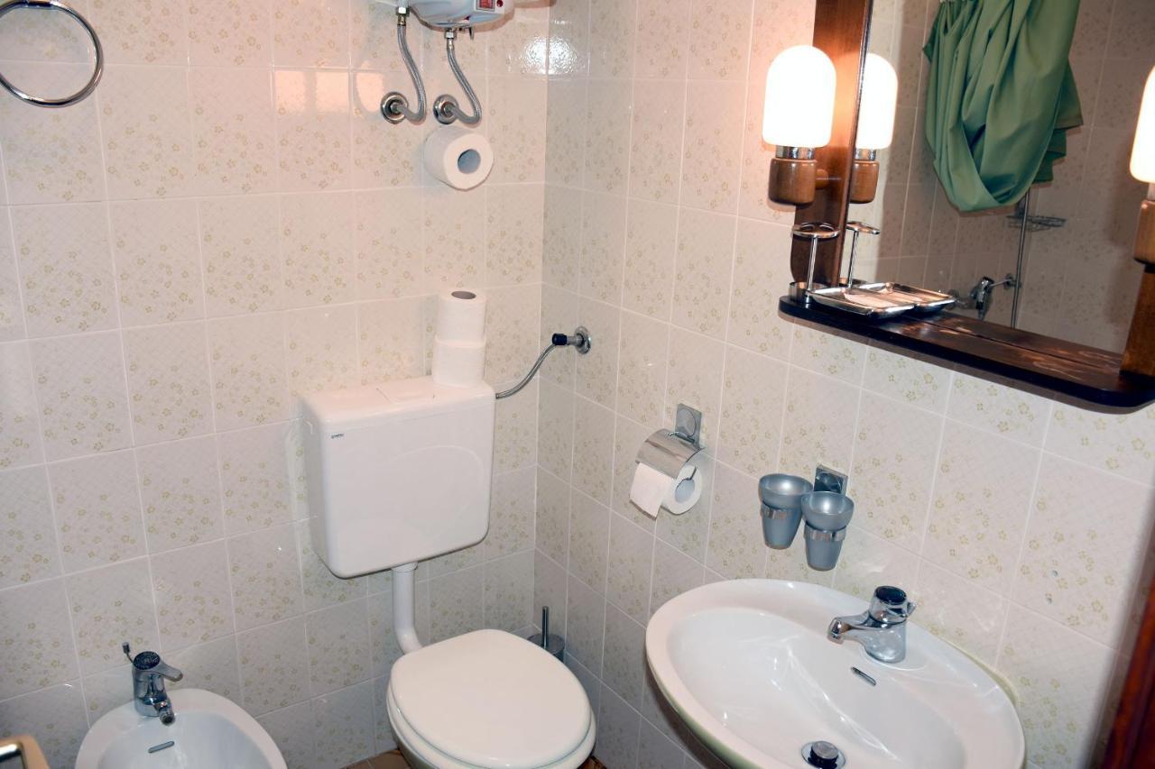 Cosy Studio With A Terrace And A Sea View 拉维尼 外观 照片